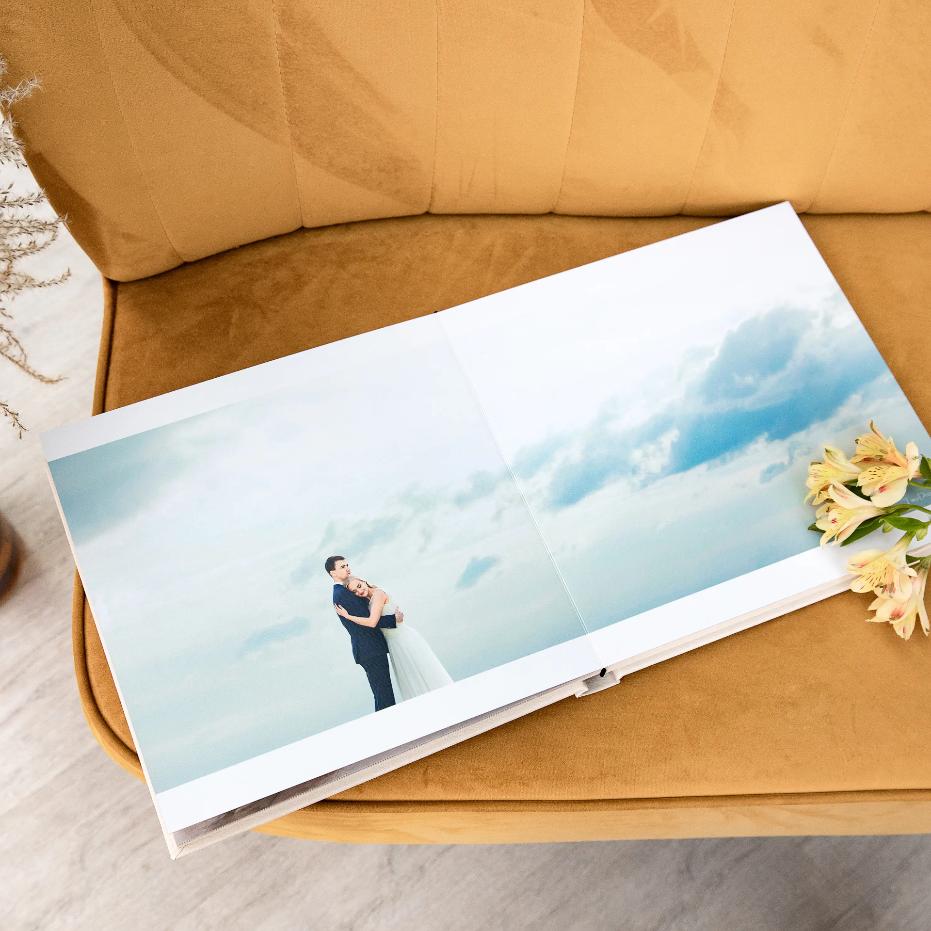 Eco Leather Lay Flat Photo Album, Photo Window - Image 5