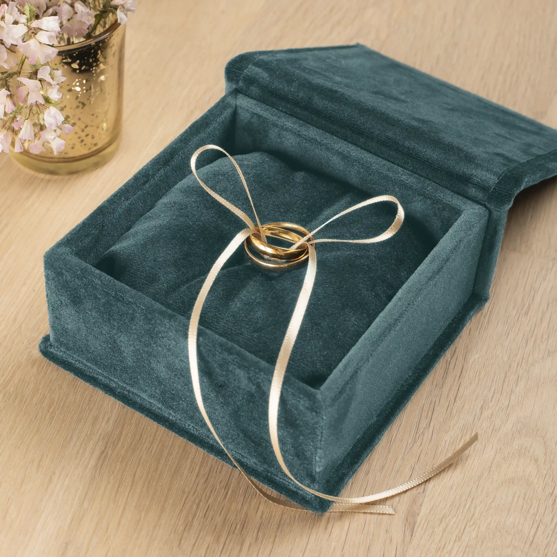 Velvet Ring Bearer Box - Image 2