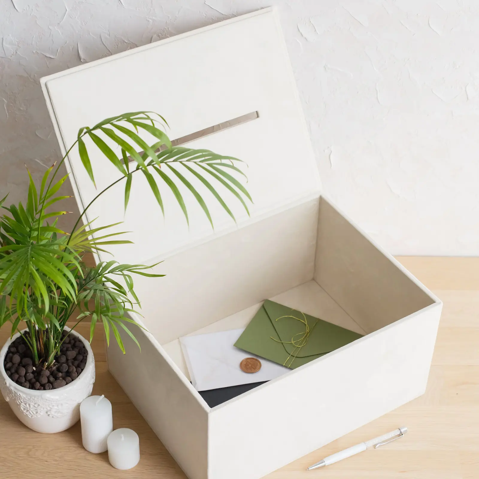Velvet Wedding Card Box With Slot - Image 6