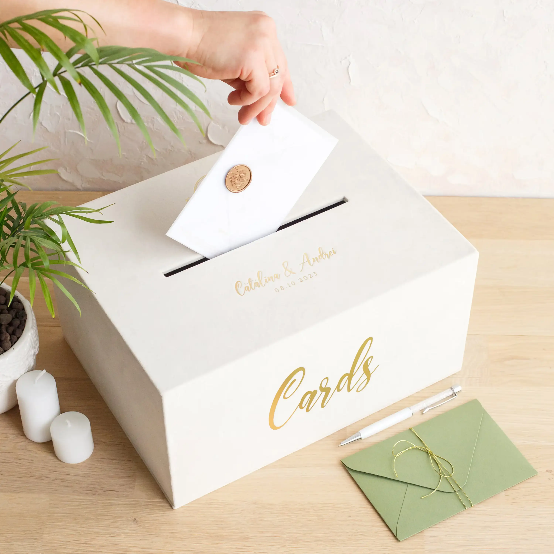 Velvet Wedding Card Box With Slot - Image 5