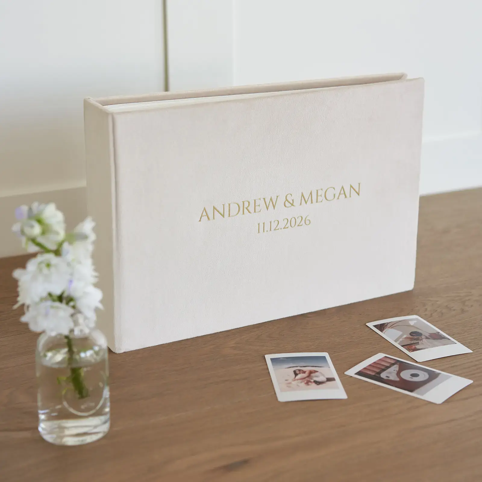 Velvet Wedding Guest Book - Image 3