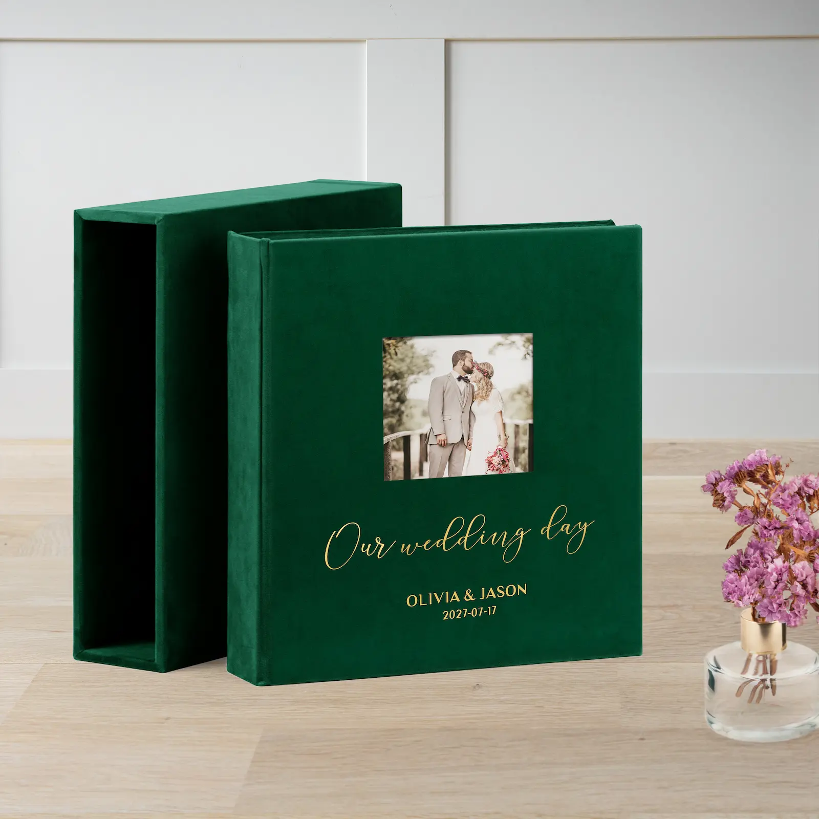 Velvet Slip In Photo Album with Photo Window for 100-1000 4x6 Photos - Image 6