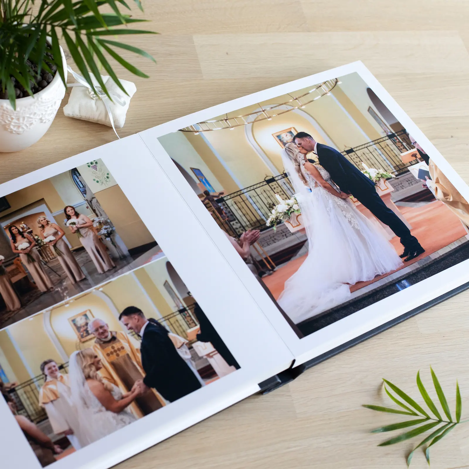Eco Leather Lay Flat Photo Album, Glass Cover - Image 2