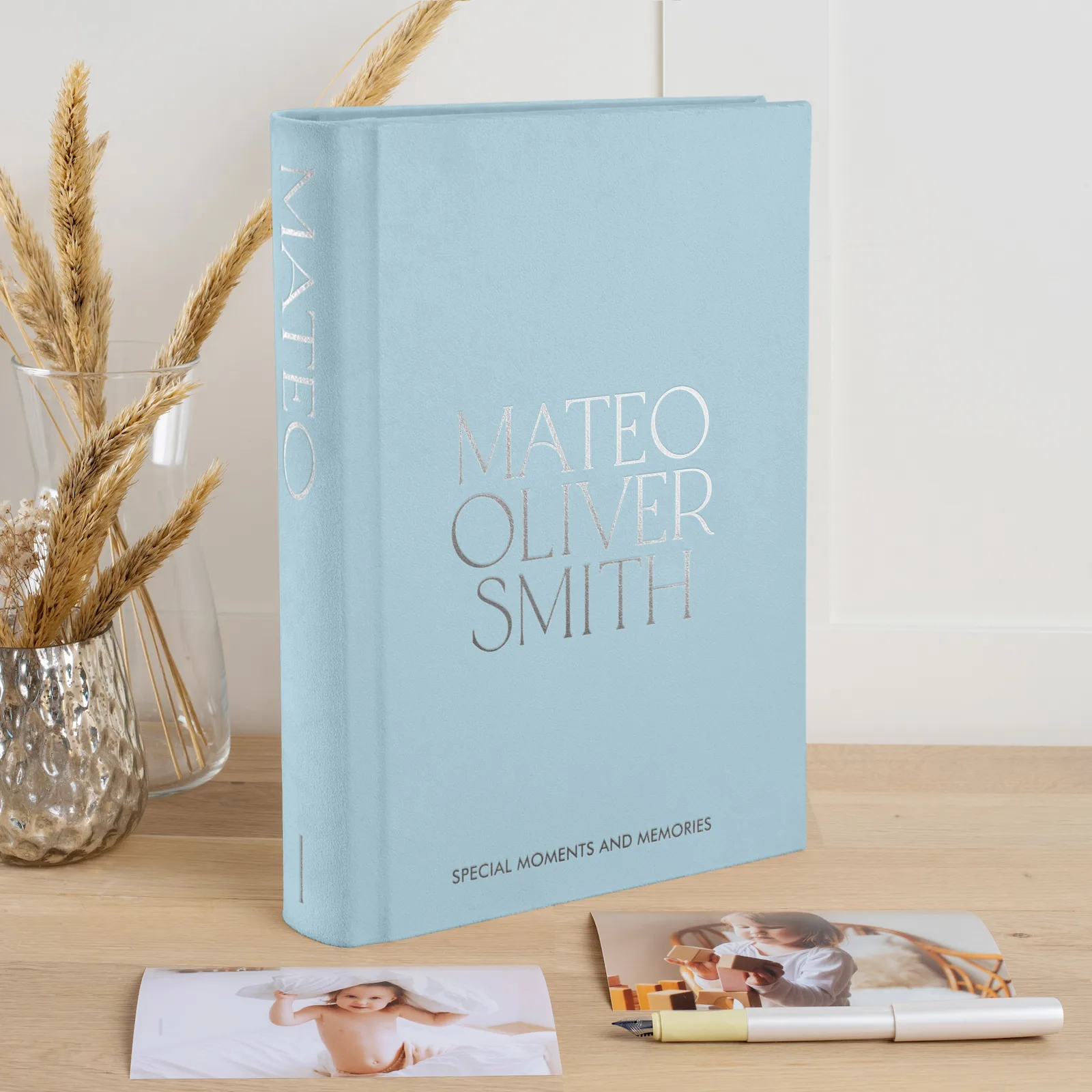 Velvet Baby Slip In Photo Album for 300 4x6 Photos, Design B117 - Image 5