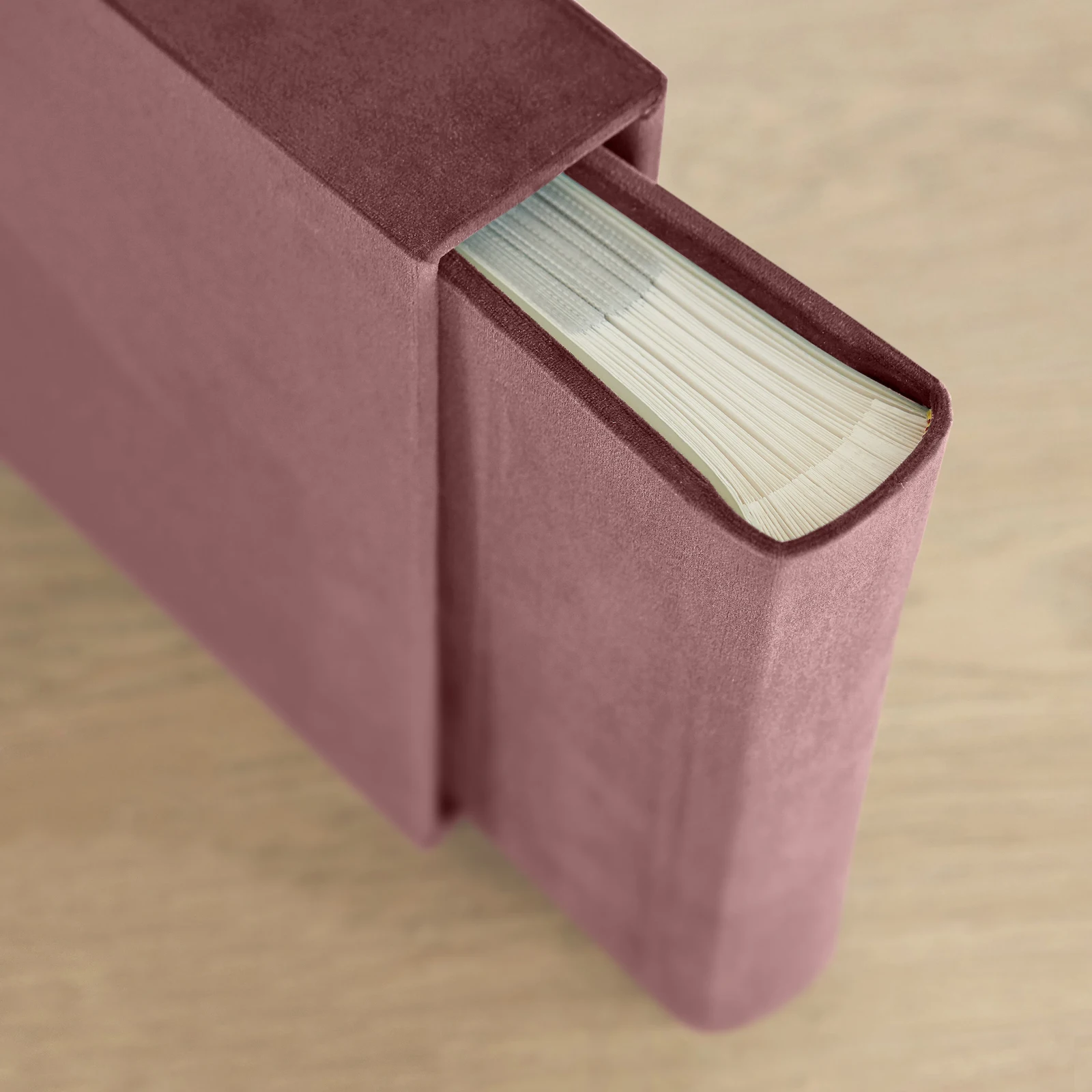 Velvet Baby Slip In Photo Album for 200 4x6 or 5x7  Photos, Design B223 - Image 6