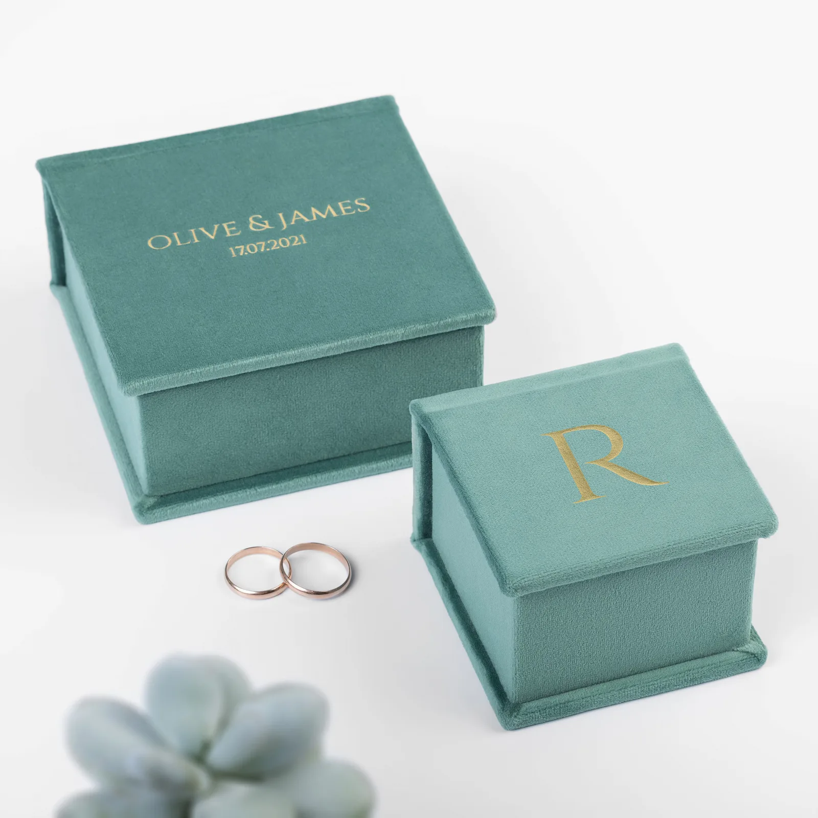 Velvet Ring Box with Slot Cushion - Image 3