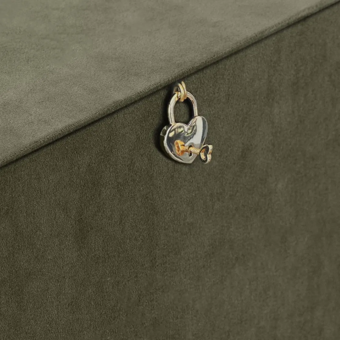 Velvet Wedding Card Box With Slot - Image 10